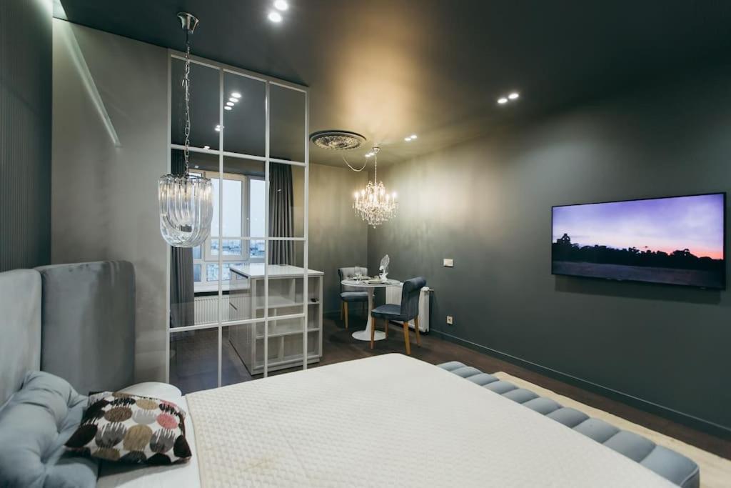Atlant Luxury Apartments On Golovna Навпроти Тц Депот, Безконтактне Заселення TTchernivtsi Extérieur photo
